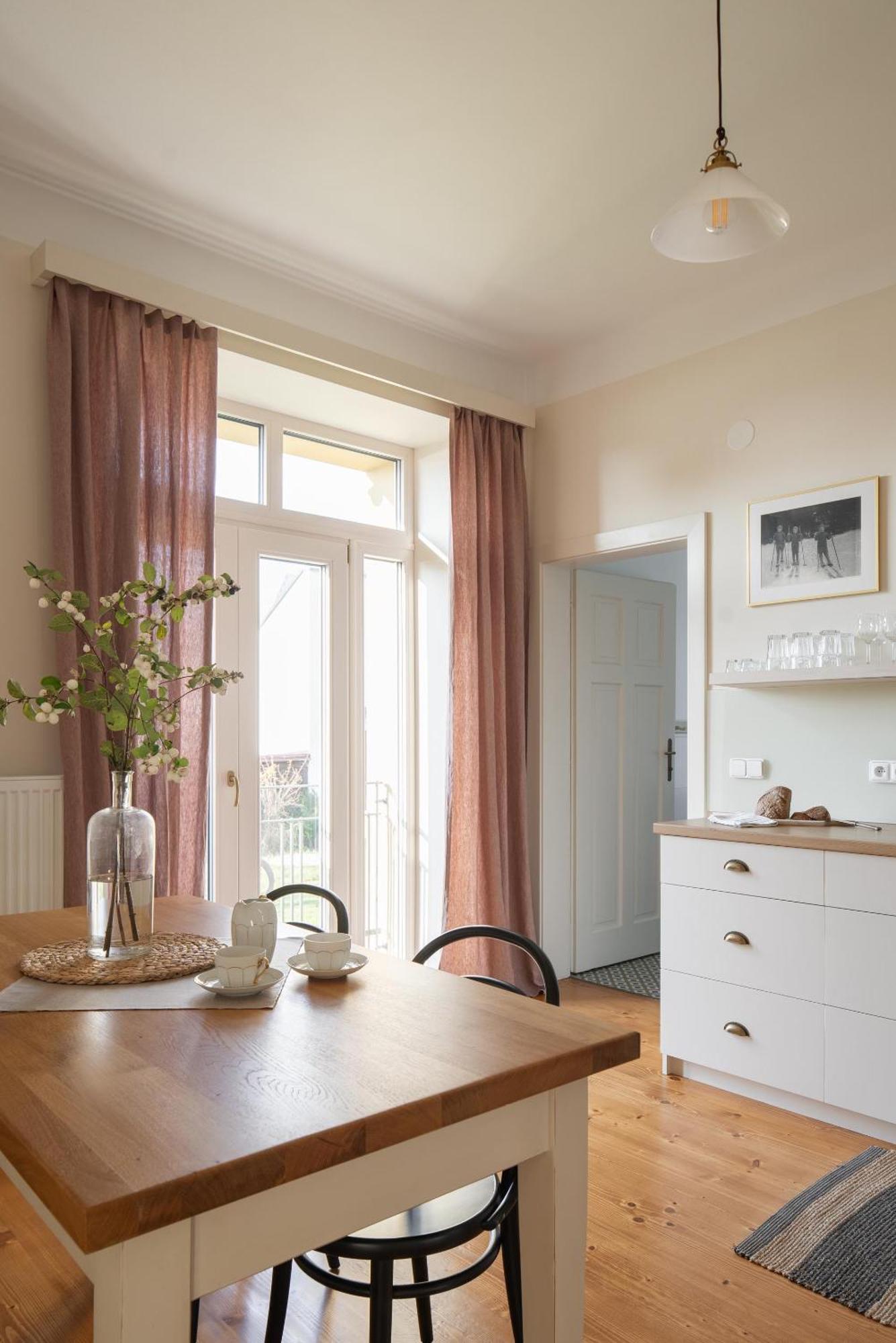 Vila Nmnm Nove Mesto na Morave Ngoại thất bức ảnh
